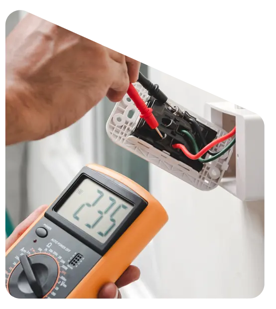 Professional Electrician in Texas